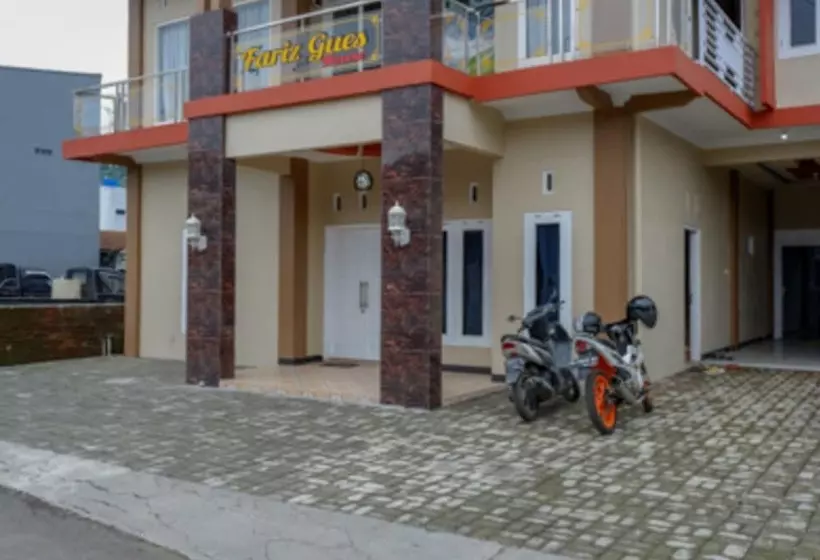 Hotelli Reddoorz Syariah Near Komplek Candi Arjuna Dieng