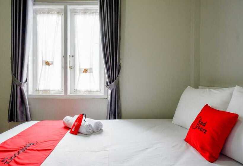 בית מלון כפרי Reddoorz Syariah Near Komplek Candi Arjuna Dieng