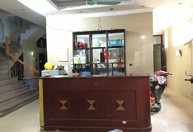 Nam Phuong Motel By Oyo Rooms