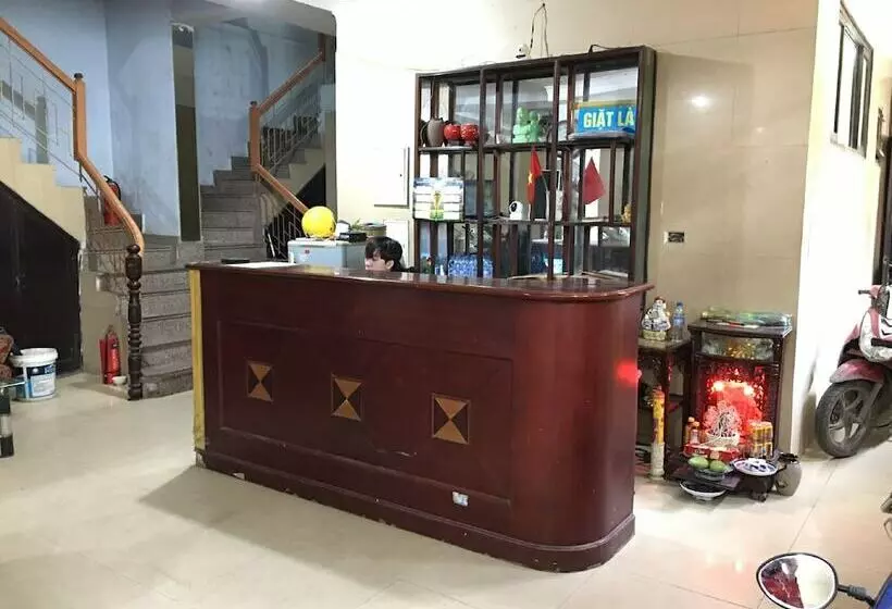 Nam Phuong Motel By Oyo Rooms
