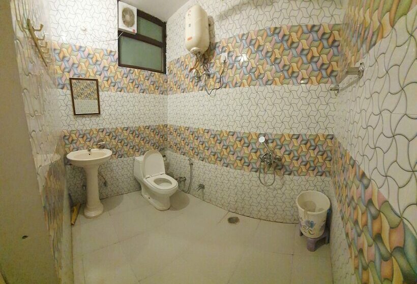 Delhi Homes By Lujo Hotels