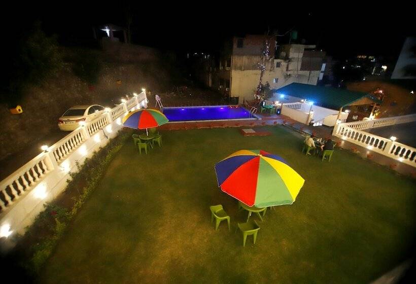 Delhi Homes By Lujo Hotels