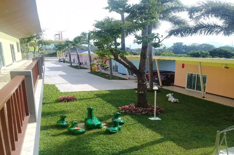 هتل Ap Grand Resort