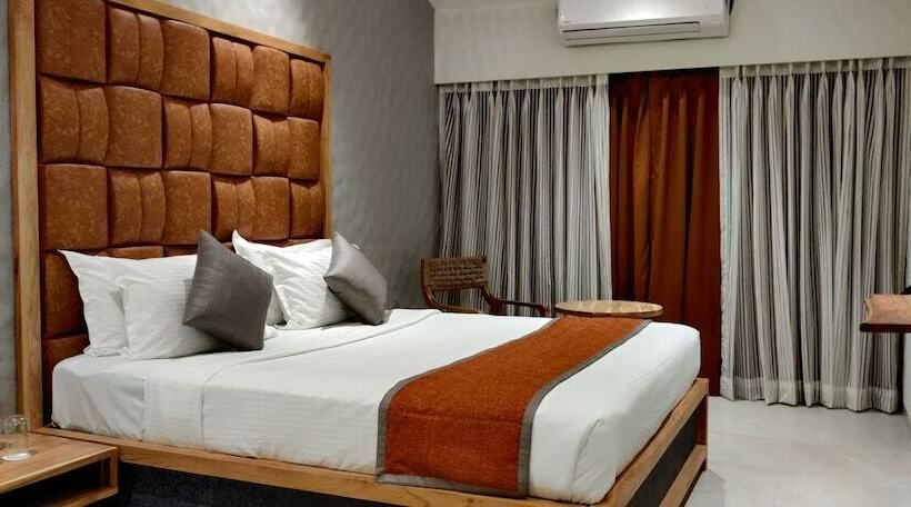 Hotel Meritas Adore Resort Lonavala