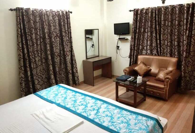 Hotel Mohana Beach Resort