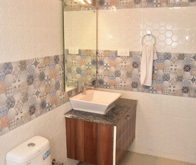 Hotel Mohana Beach Resort