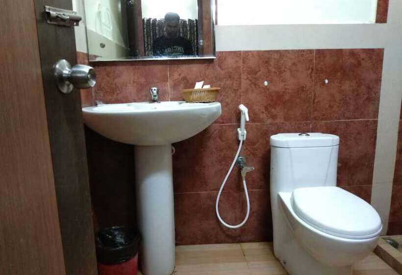 Hotel Mohana Beach Resort