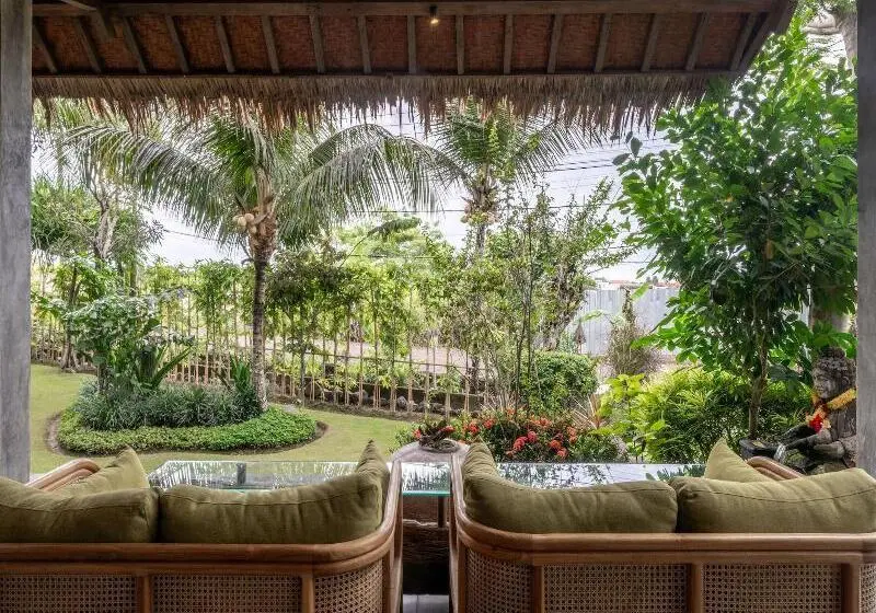 ホテル Premadhan Cottage Canggu