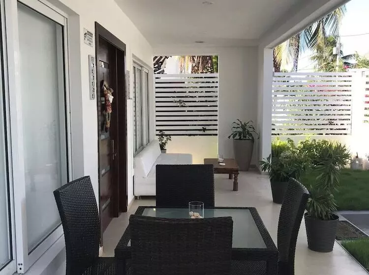 Hotelli Providence Breeze