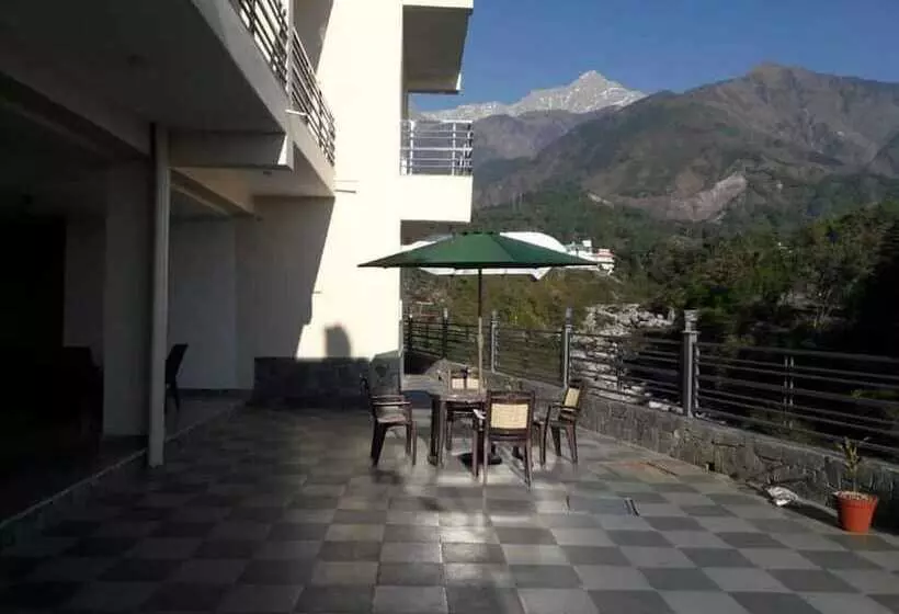 ホテル Serene Suites