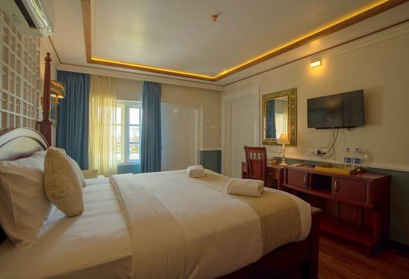 State Beach Resort & Spa