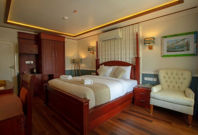 State Beach Resort & Spa