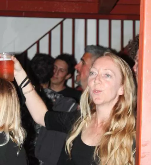 Alface Hall Hostel & Bar