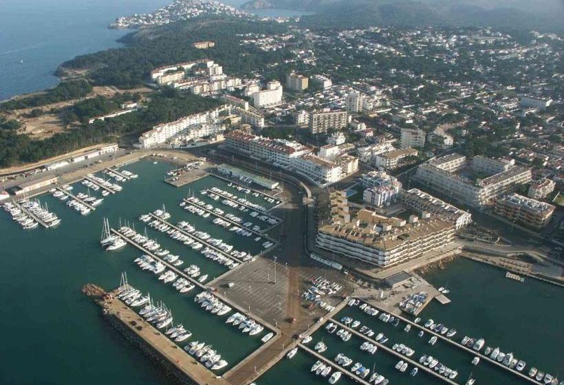 Apartamentos Puig Padro