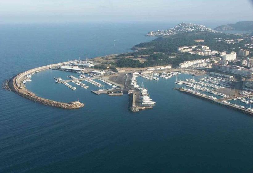 Apartamentos Puig Padro