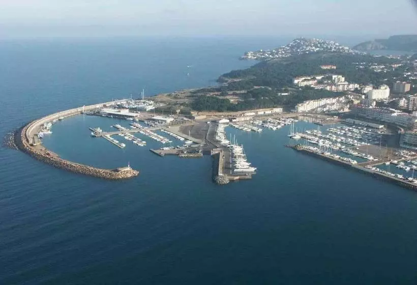 Apartamentos Puig Padro