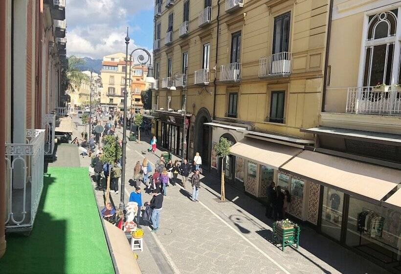 ベッドアンドブレックファースト Casa Sorrentina