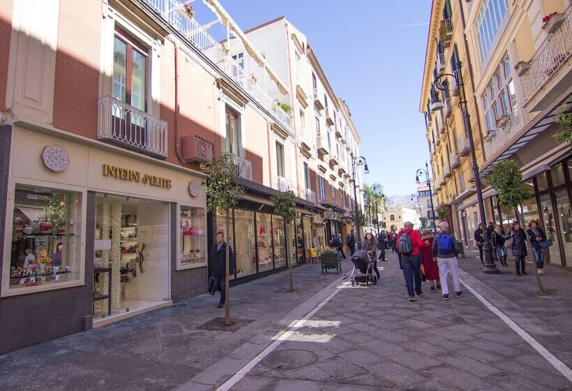 ベッドアンドブレックファースト Casa Sorrentina