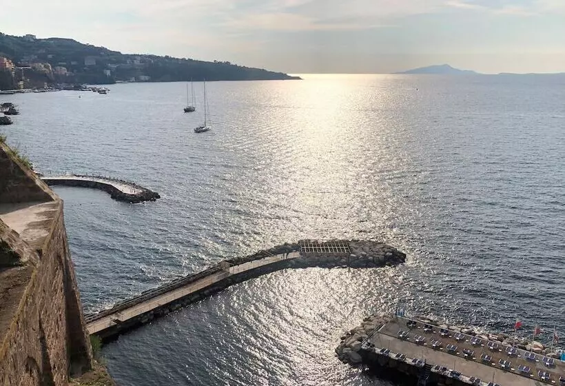 ベッドアンドブレックファースト Casa Sorrentina