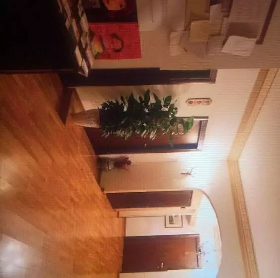 تختخواب و صبحانه Promenade