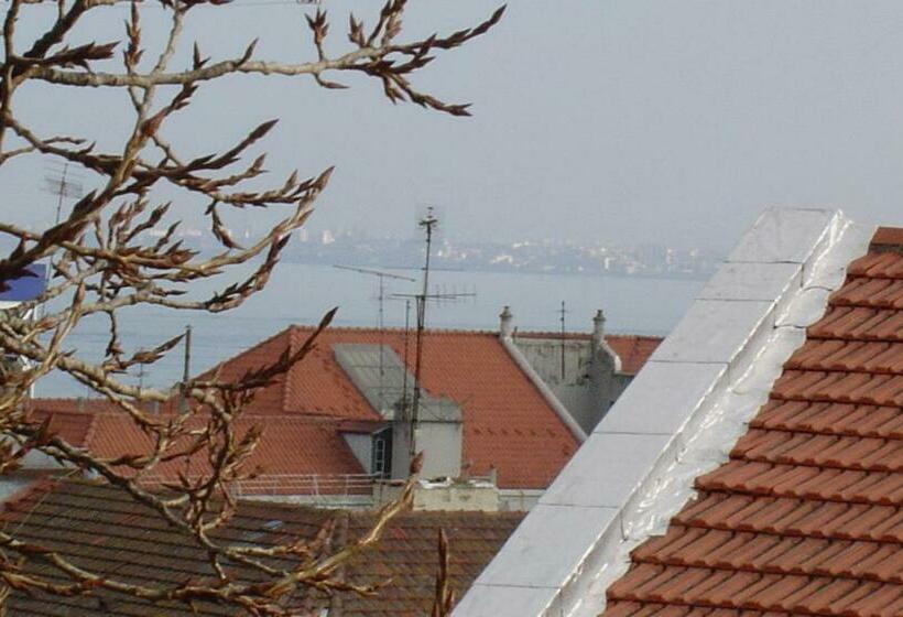 مسافرخانه Verde Esperança