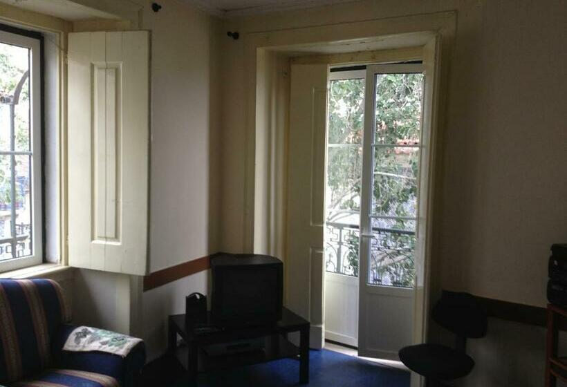 مسافرخانه Verde Esperança