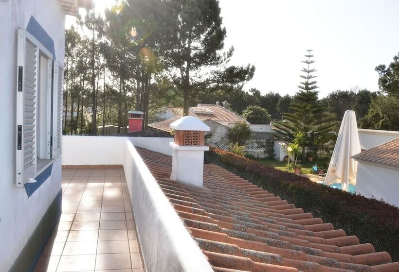 Отель Aljezur Villas