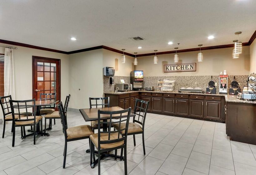 ホテル Best Western Plus University Inn & Suites