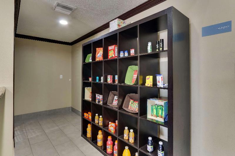 ホテル Best Western Plus University Inn & Suites