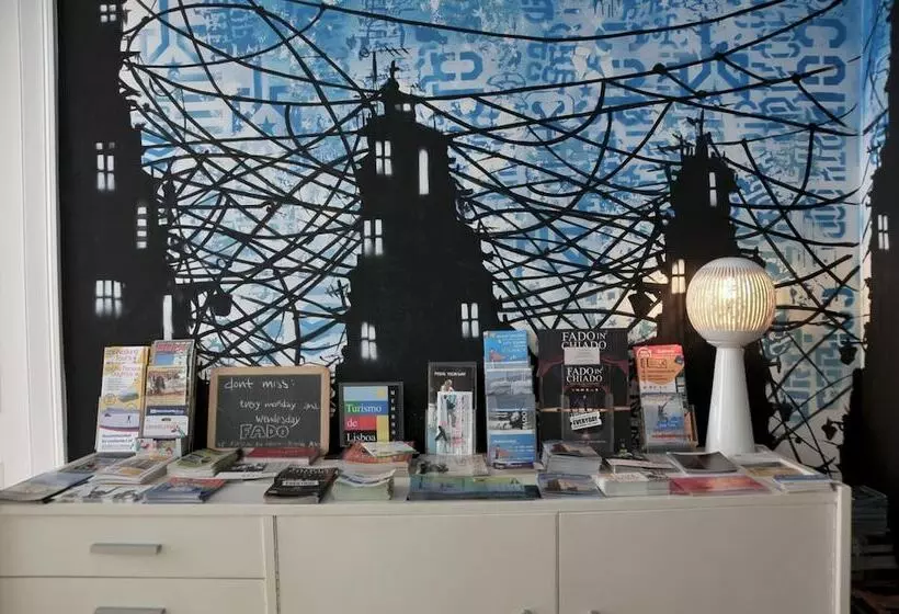 هتل Lisbon Lounge Hostel