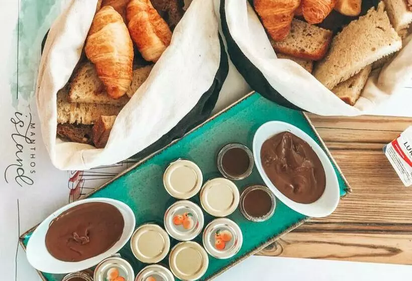 Meltemi By Manthos Hotels