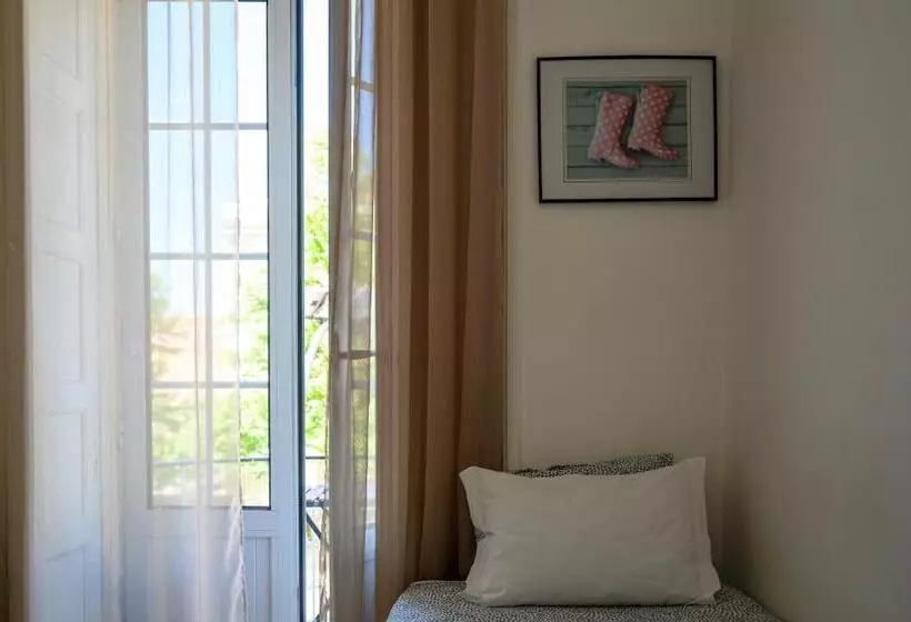 هتل Terrace Lisbon Hostel