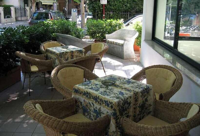 هتل Tres Jolie B&b