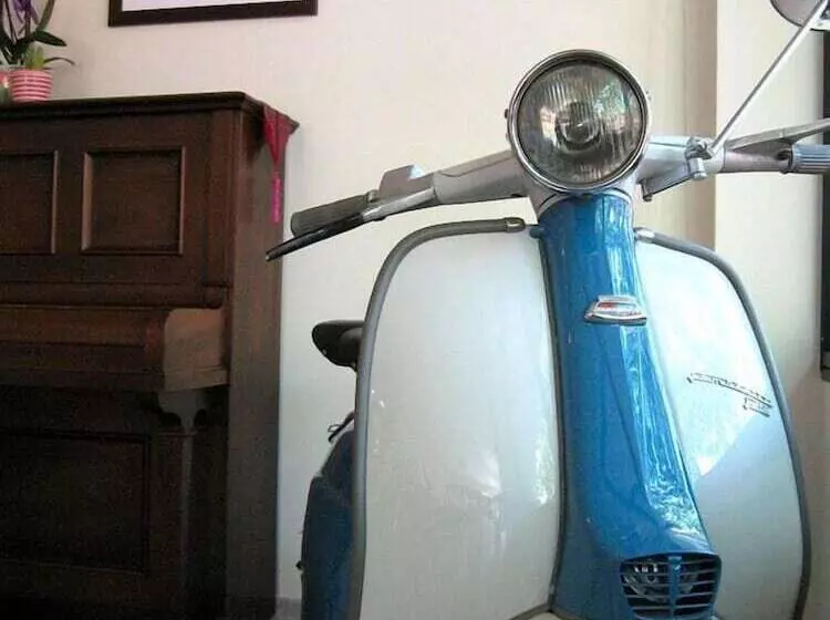 هتل Tres Jolie B&b