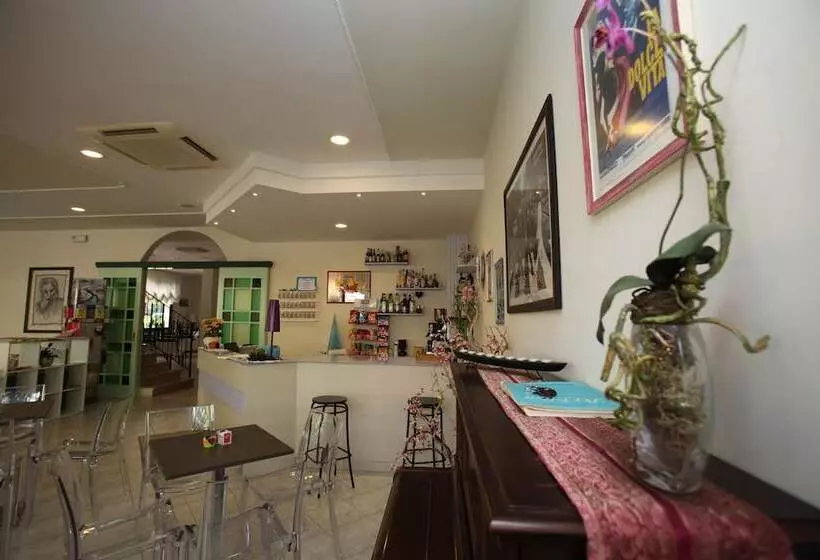 هتل Tres Jolie B&b