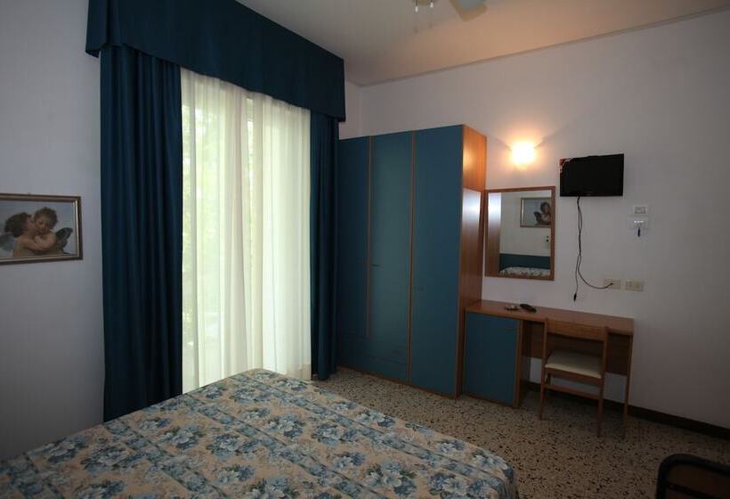 هتل Tres Jolie B&b