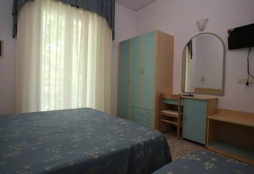 هتل Tres Jolie B&b