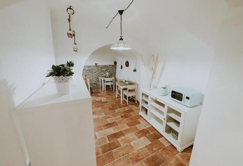 تختخواب و صبحانه La Casa Di Achille