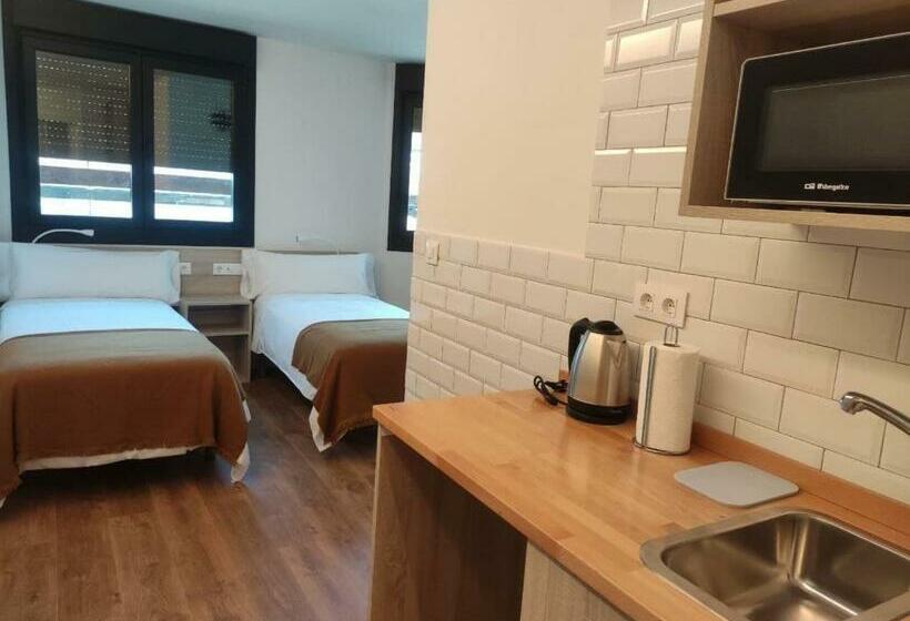 پانسیون Alojamientos Central