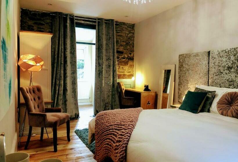 Cambrian House B & B