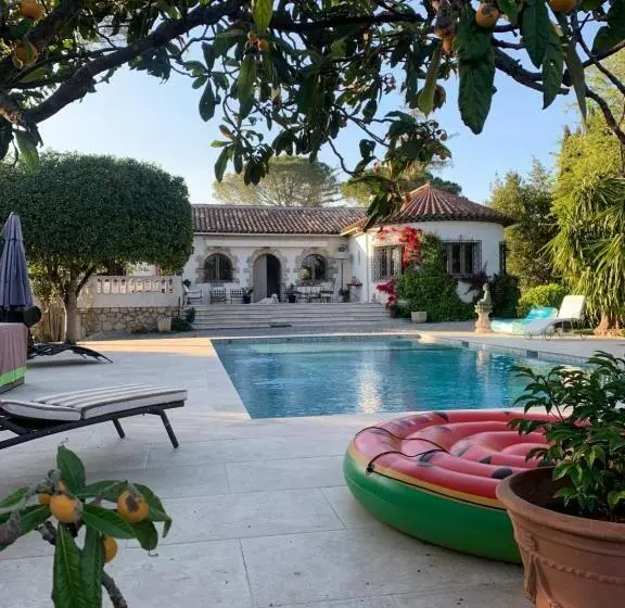 Majatalo Carpe Diem Paradise