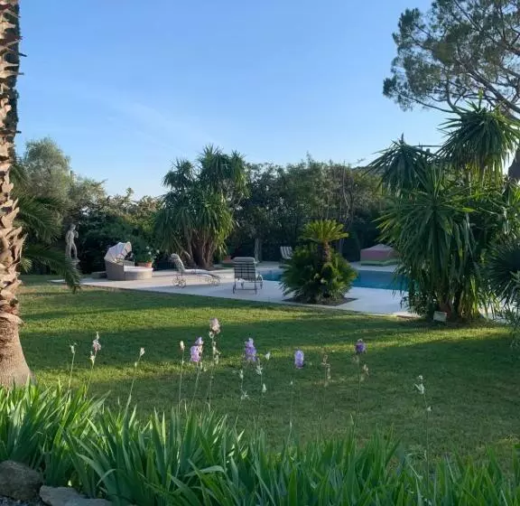 Majatalo Carpe Diem Paradise