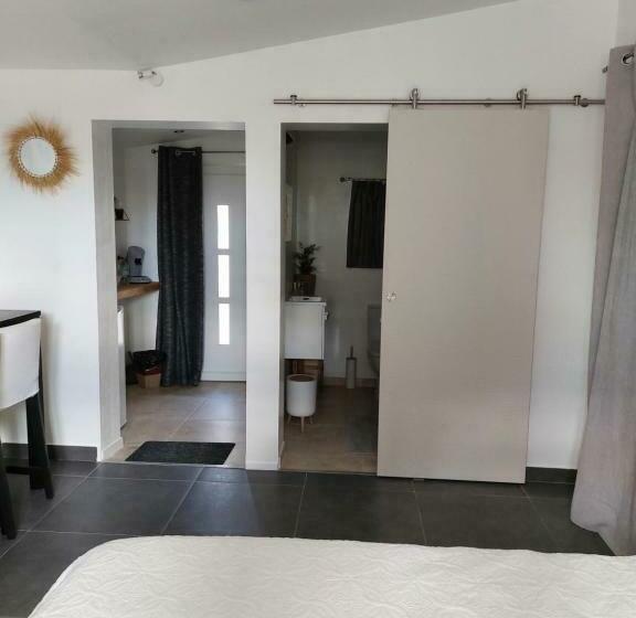 Пансион La Micocoule