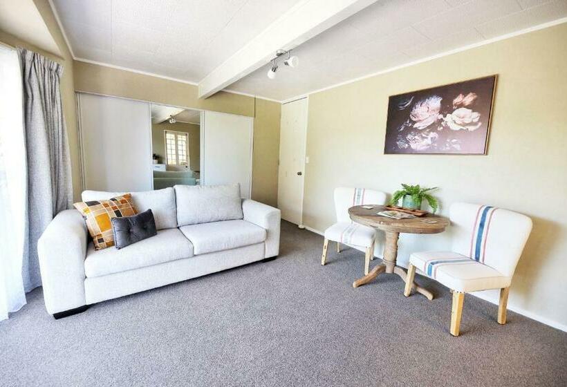 膳宿费 Cozy 1br Stay In Taupo Central