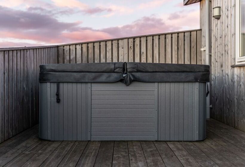 پانسیون Gotta Cottages