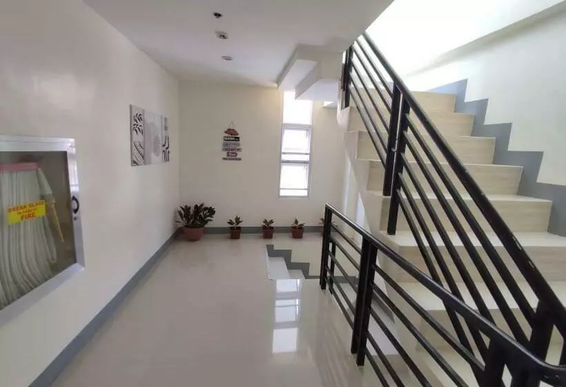 هاستل Anchorage Apartelle