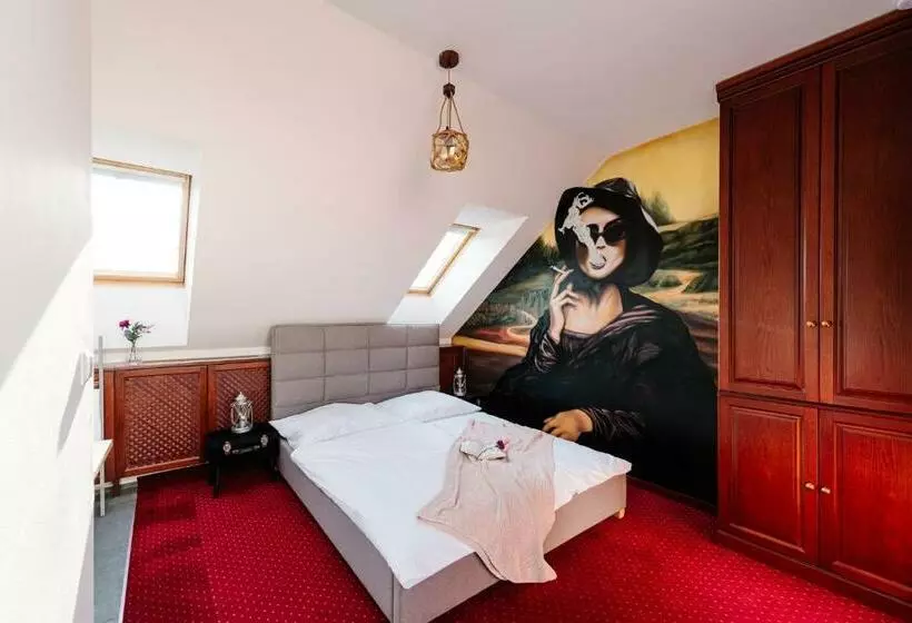 هاستل Petra Inn Apartments In Historical Palace Bratislava