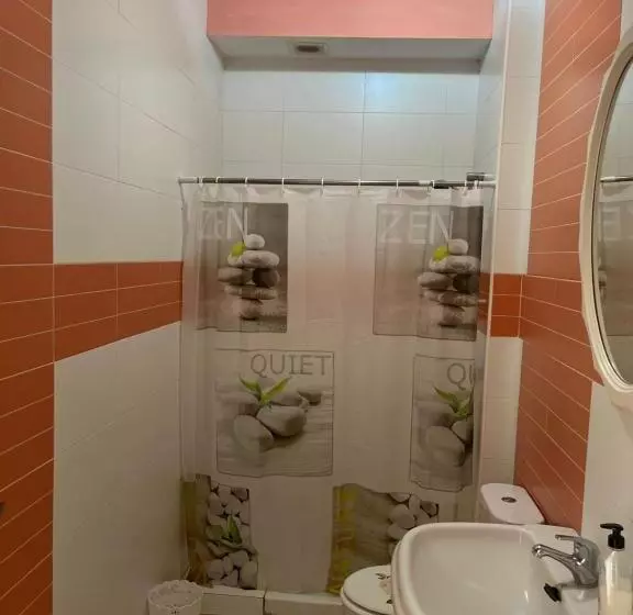 Aamiaismajoitus (B&B) Casona De Flores Ll