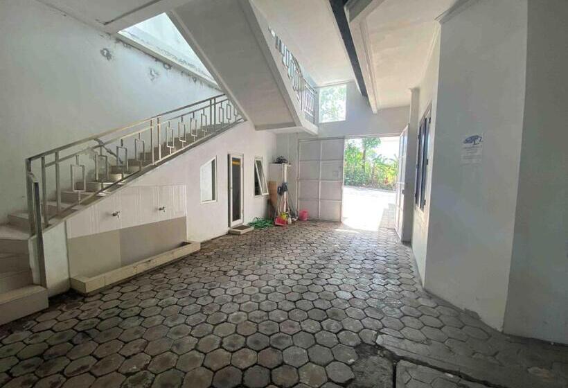 Otel Ana Inn Ambarawa Mitra Reddoorz