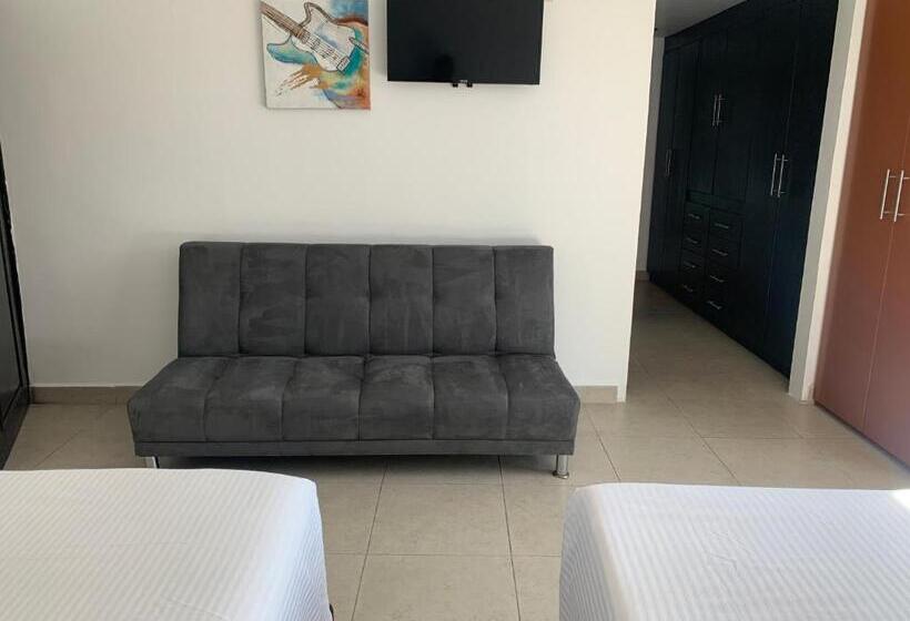 فندق Escala Puebla Centro